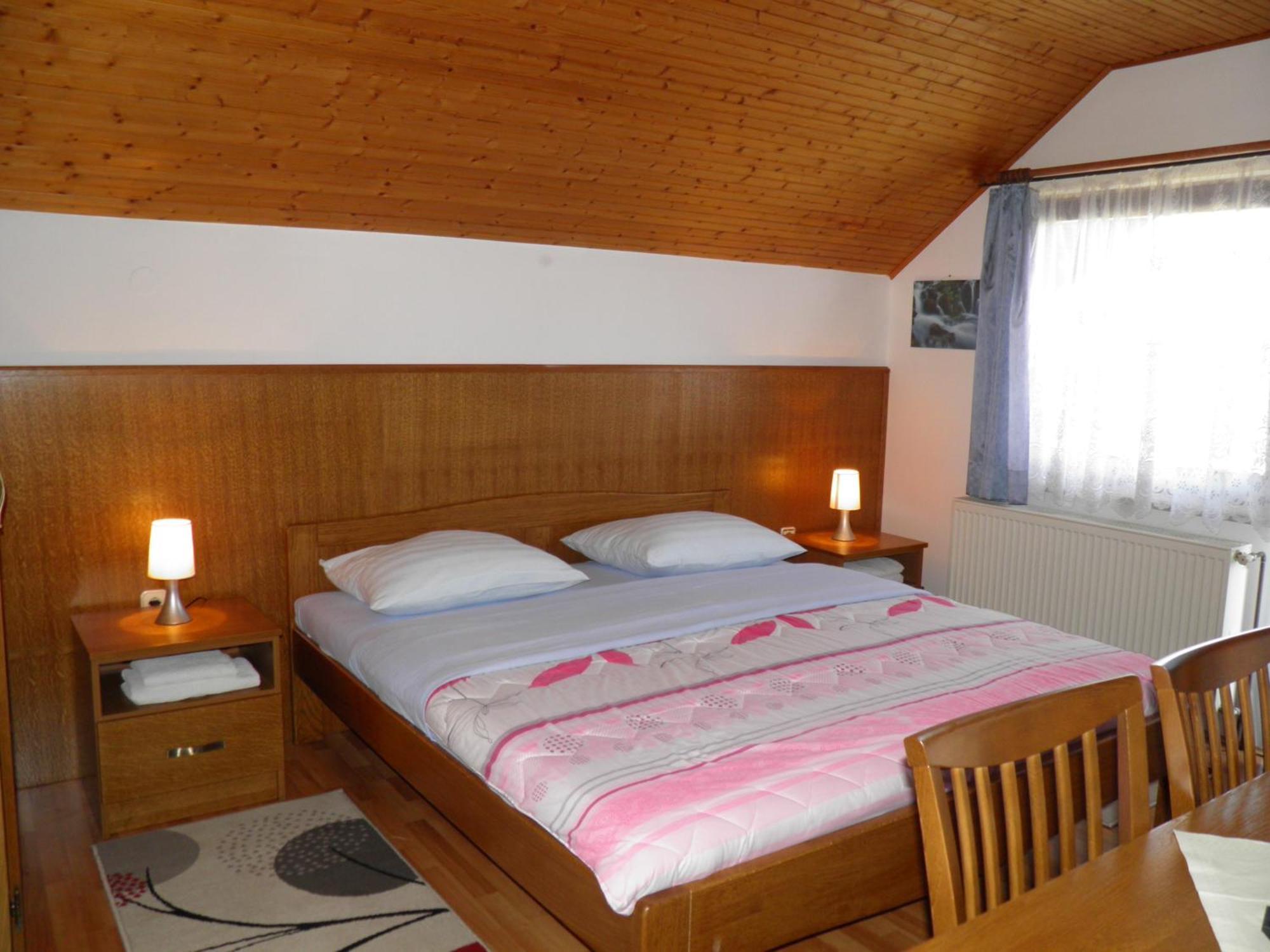 House Janja Plitvice Hotel Selište Drežničko Kamer foto